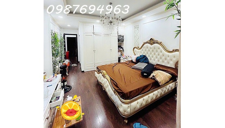 QUẬN 7, LÊ VĂN LƯƠNG - SIÊU PHẨM NHÀ CỰC ĐẸP XÂY Ở, MUA NHÀ TẶNG NỘI THẤT - HXH - 88M2
